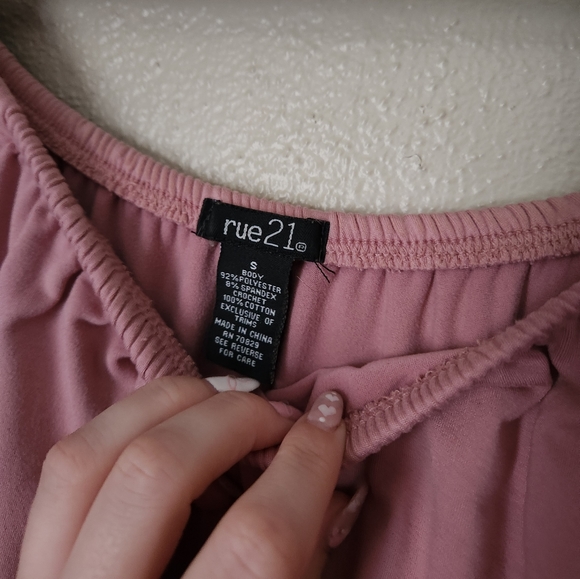 Rue21 Off The Shoulder Romper - Picture 4 of 4